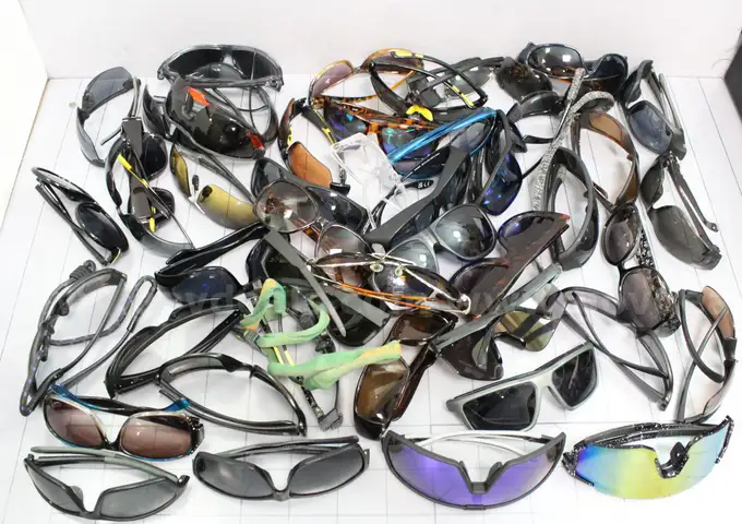 Approx. 3 lbs. of Assorted Oversized Sunglasses/etc., #33379