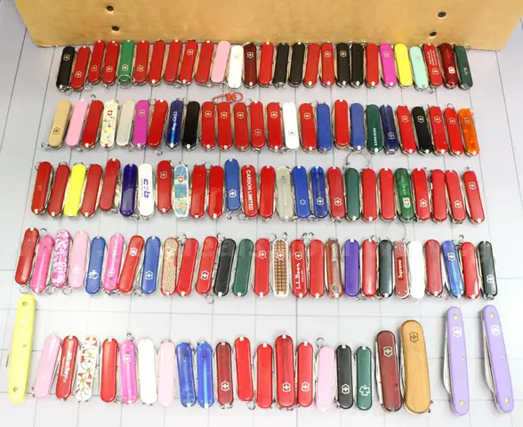 Approx. 6 lbs. Assorted SMALL Victorinox/Swiss Army  Knives, #34040