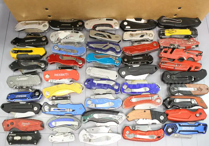 Approx. 11 lbs. of Assorted Box Cutters/Utility Knives, #33927