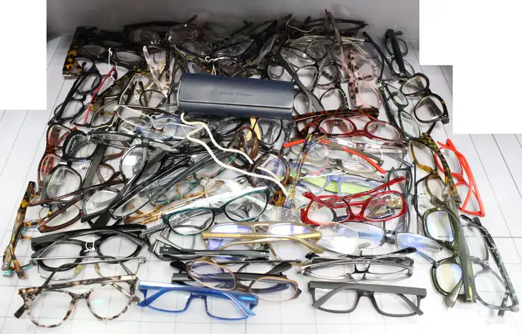Approximately 6 lbs. of Assorted Eye/Reading glasses, #33838