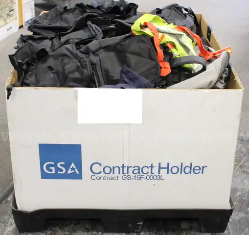 1 Small Tri-Wall of Assorted Bags/Backpacks/etc., #35160, **PICK UP ONLY** **TRI-WALL NOT INCLD**