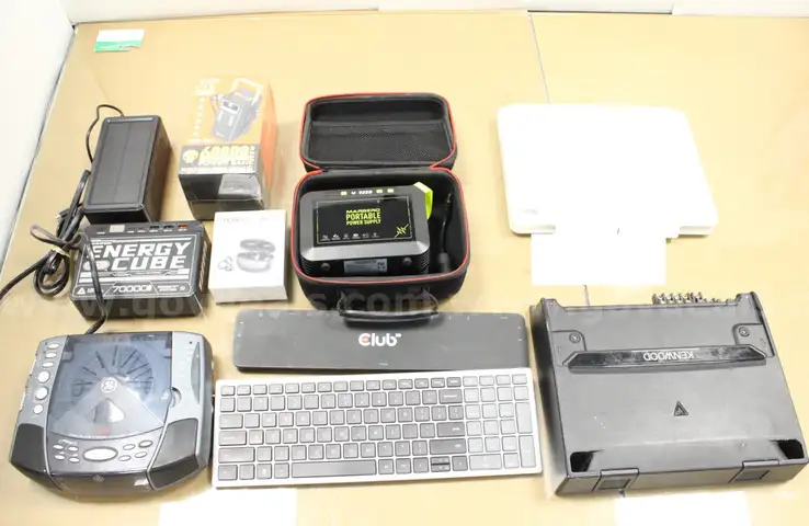 1 Box of Assorted Items,  #35269, **PICK UP ONLY**