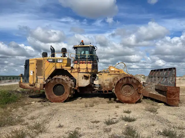 2014 CAT 836 K