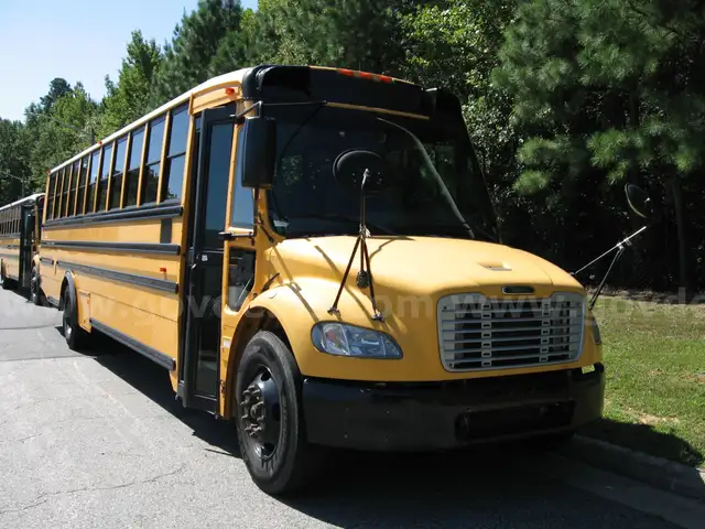 2013 Freightliner B2 Bus Chassis