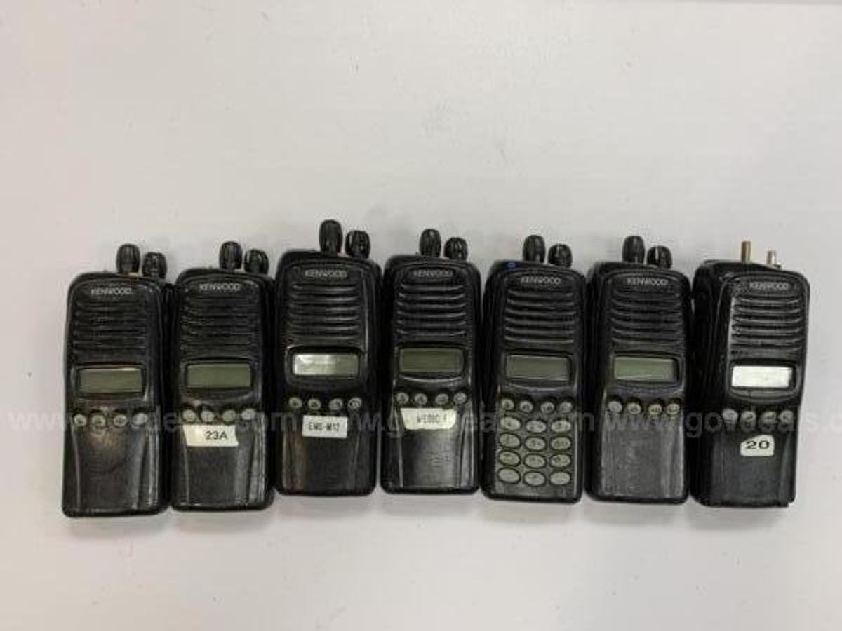 Kenwood TK-3180 UHF Radio Lot | AllSurplus