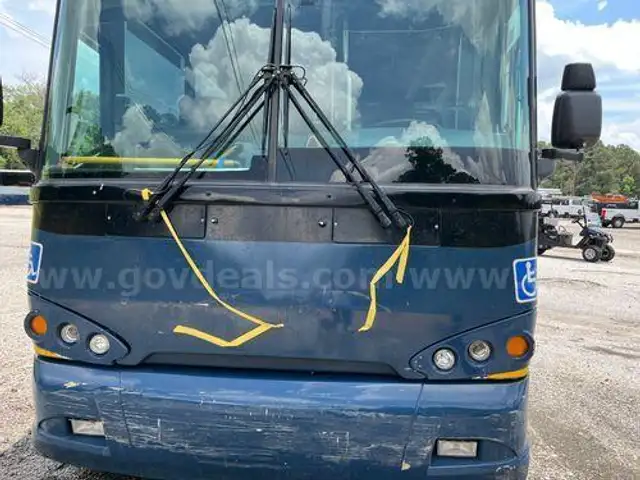 2017 MCI D4500 (201906 NB DOT)