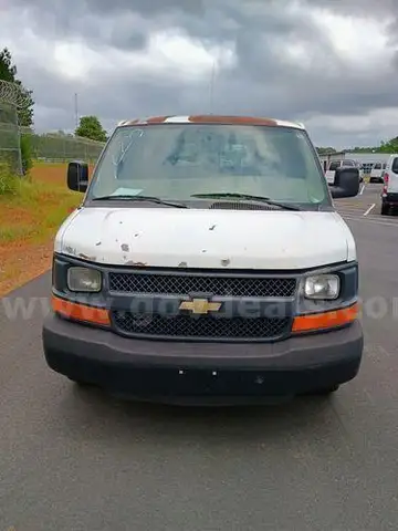 2004 Chevrolet Express ( 202199 TM)