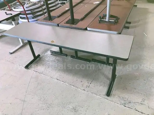 Tables(203871 TM)