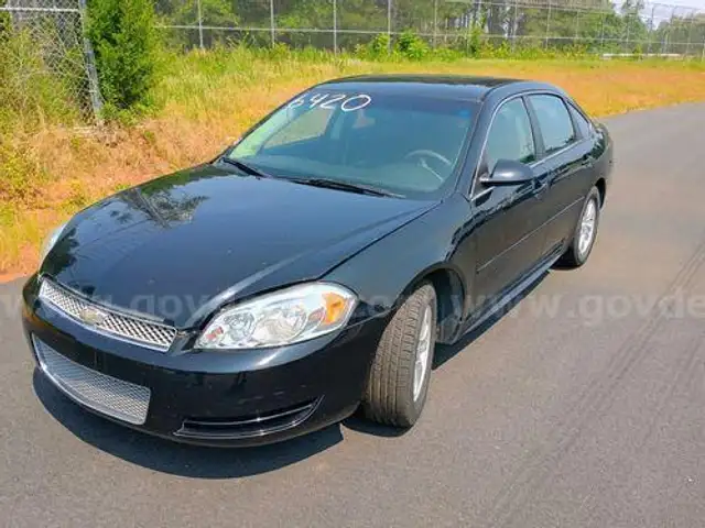 2013 Chevrolet Impala (204058 NB)