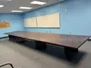Racetrack Conference table (204164 TM)