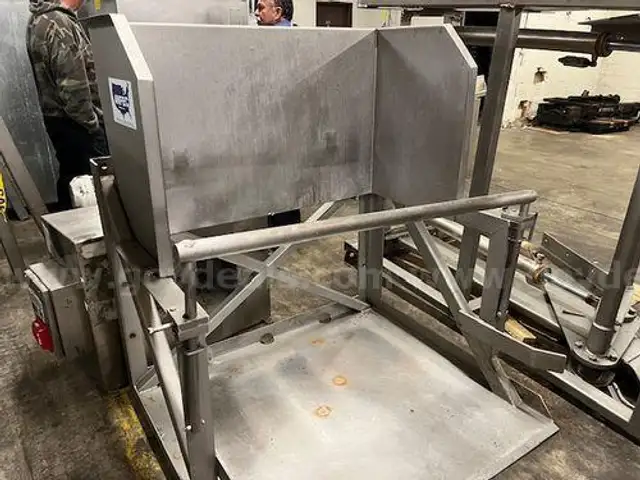 Meat Grinder (203851 AJ)