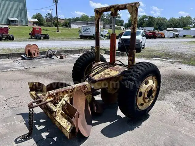MATHIS PLOW FIRELINE PLOW (204392 AJ)