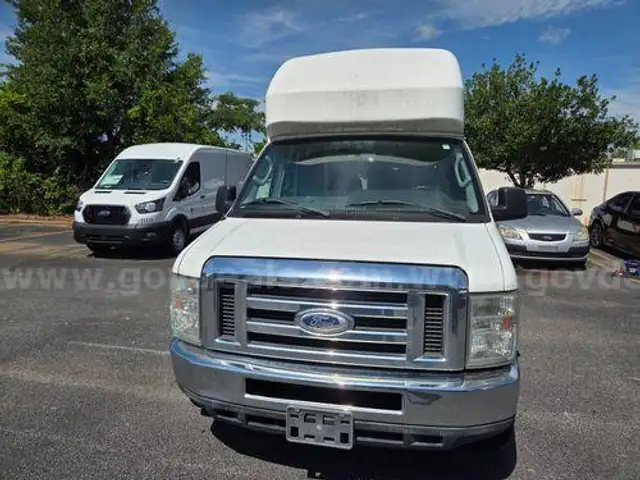 2014 Ford Econoline (204131 DC)