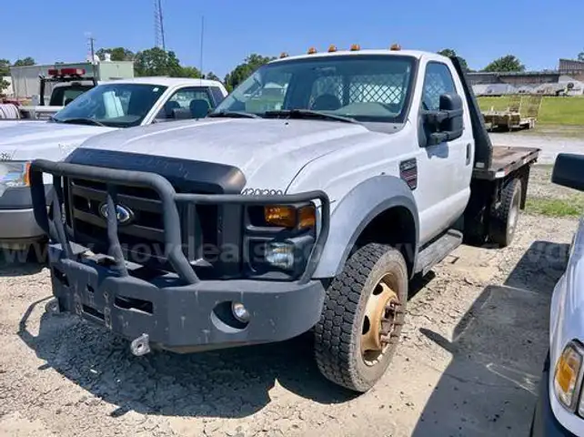 2008 Ford F-550 (204409 DC)