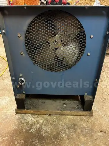 Miller Dialarc AC/DC Arc Welder (204935 TM)