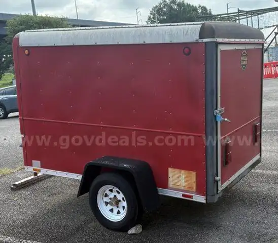 Well Fargo Enclosed Trailer (205477 DC)
