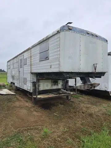 1982 Moblie Trailer (206177 LT)