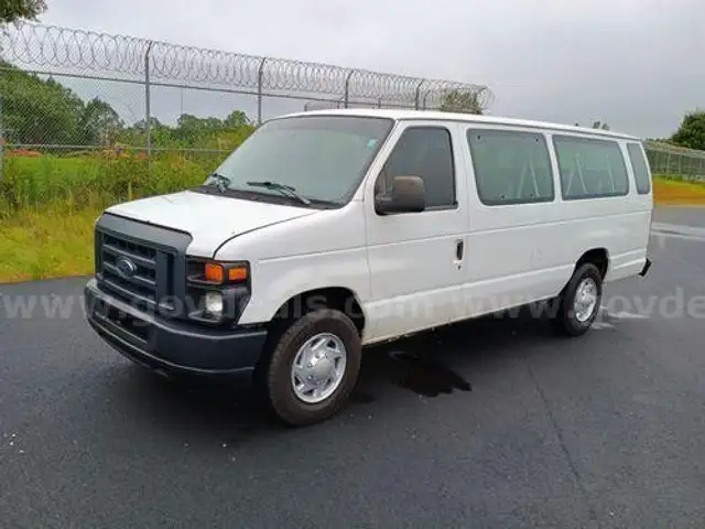 2011 Ford Econoline (206233 NM)