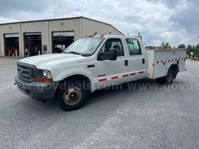 2001 Ford F-350 SD (206574 AJ: DOT)