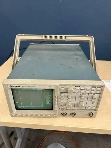 Tektronix Oscilloscope, HP Power Supplies, etc. (205921 NM)