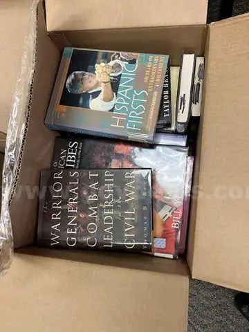185 Books (207309 NM)