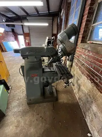Bridgeport engine lathe (206882 NM)