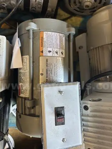 Leeson Vacuum Pump, Pfeiffer Vacuum Pump (207780 DC)