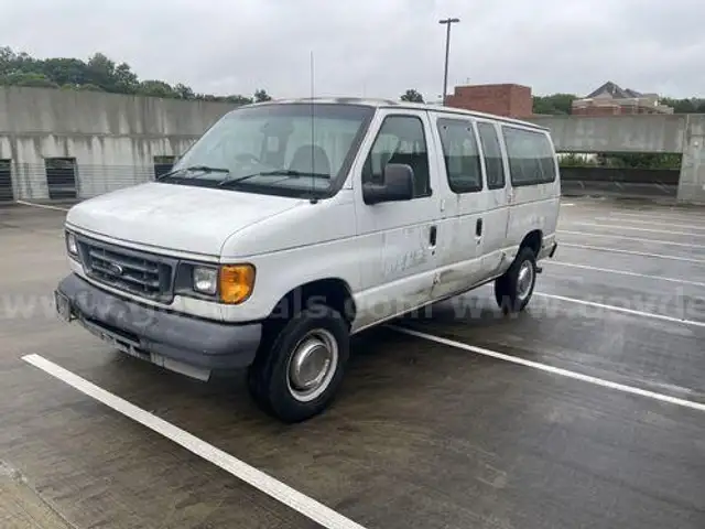 2006 Ford Econoline (208785 NB)