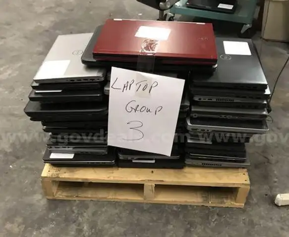 Laptops** NO Hard Drives **  (208764 NB)