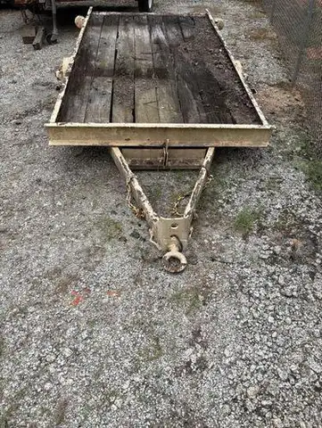 Utility Trailer (208953 AJ)