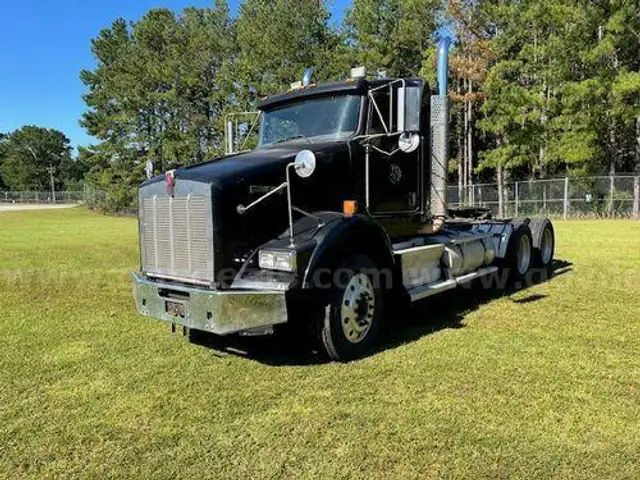 2009 Kenworth T800 (207592 DC)