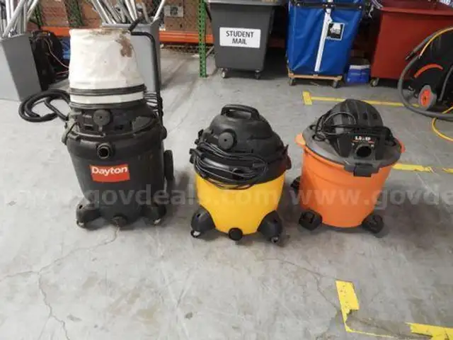 SHOP VACS (208301 DC)