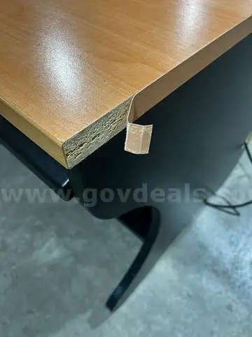 Nova Workstations (208580 NB)