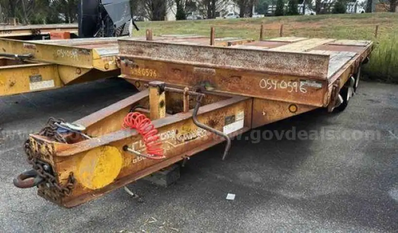 1995 Custom 20TT Trailer (209197 AJ: DOT)