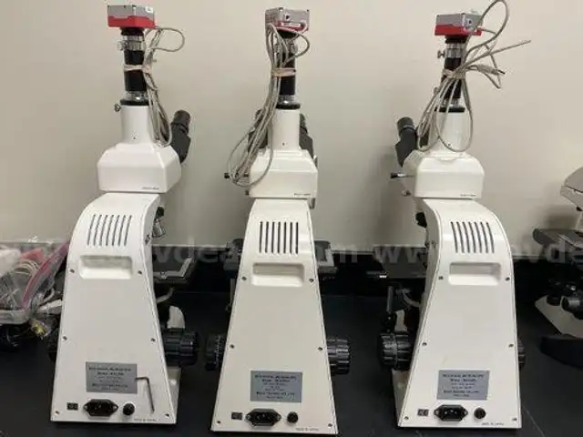 Microscopes (208721 NB)
