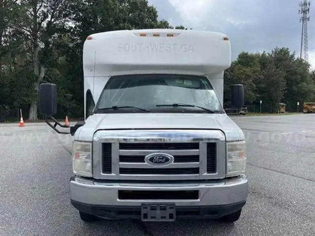 2017 Ford Econoline  (209752 TM:DOT)