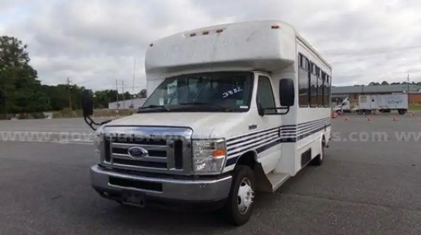 2017 Ford Econoline (209761 NB DOT)