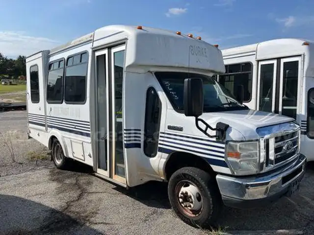 2016 Ford Econoline (210119 AJ:DOT)