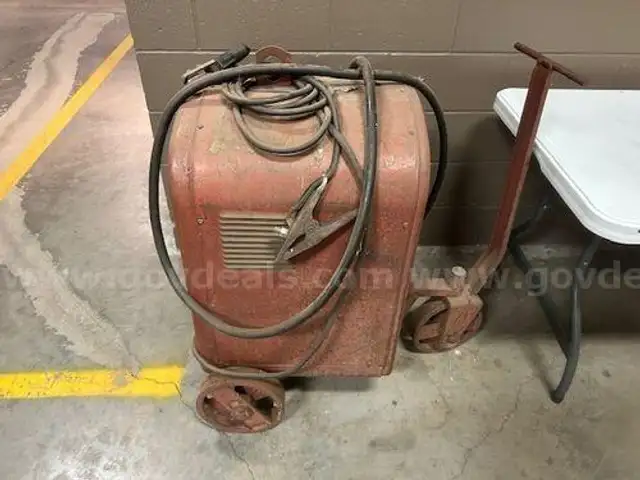 Lincoln Welder (212277 BT)