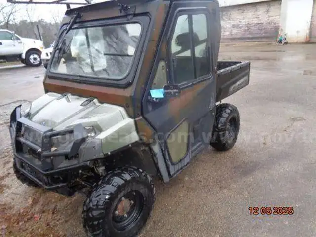 2014 POLARIS RANGER 800  (212621 NM)