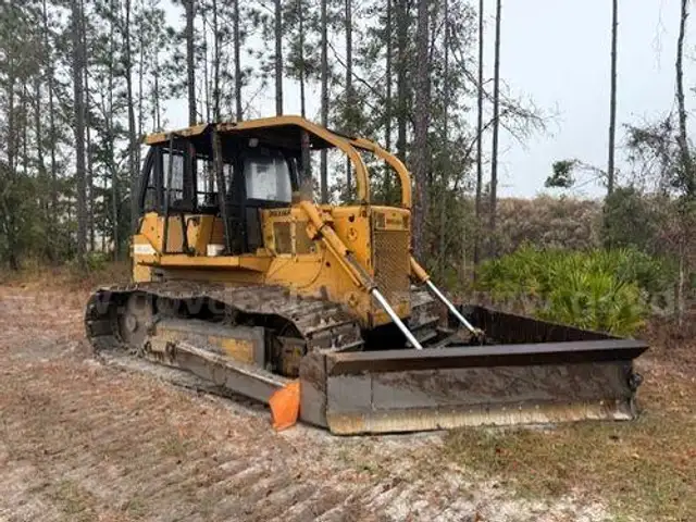 1999 DRESSER TD-15E & STRAIGHT BLADE  (212785 TM)