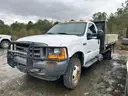 2001 Ford F-550 (212724 NB)