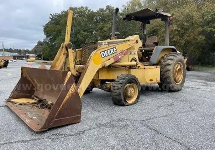 1998 John Deere 210 LE Loader (212738 NM DOT)