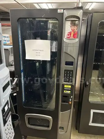 WITTERN & AMS Vending Machines ***NO KEYS*** (212478 AJ)