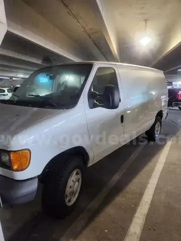 2007 Ford Econoline (213203 AJ)