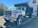 1987 Ford F800F (213498 AJ)