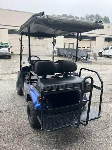 E-Z-GO Cart Golf Express S4  (213635 NB)