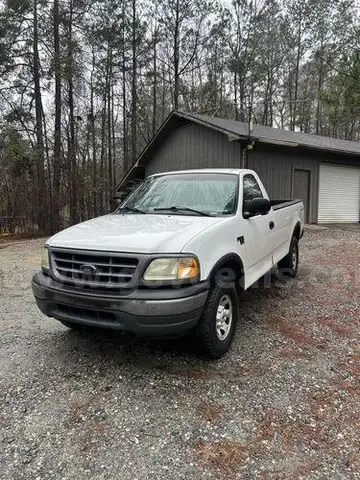 2001 Ford F-150 (213585 AJ)