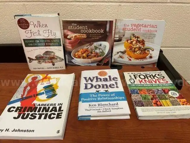 70 Various Library Books, CDs & DVDs (213802 NM)