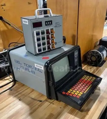 Trainers, Simulators, and Robots (214071 NB)